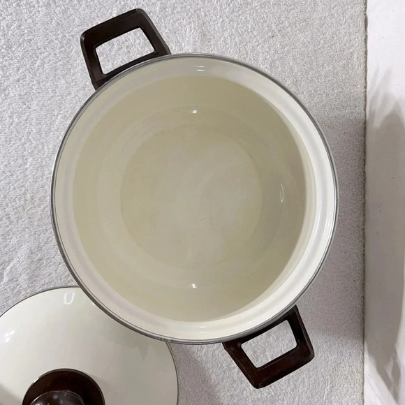 Vintage Enamelware Dutch Oven With Floral Design - Picture 7 of 13